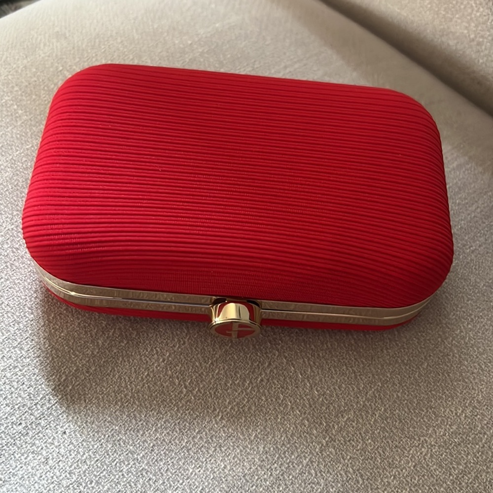 GIORGIO ARMANI BEAUTY RED CLUTCH - Picture 2 of 5